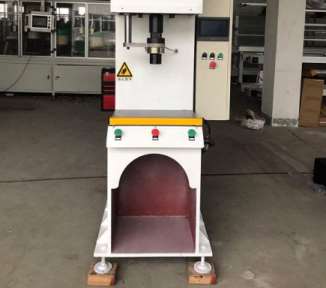 �ŷ������C����ϵ�y������